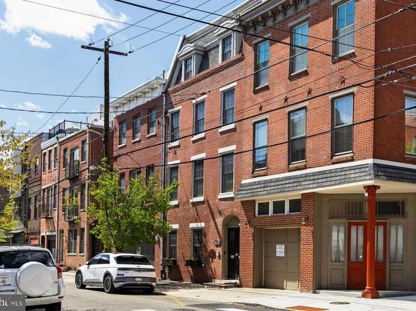 826 S 2nd St #3, Philadelphia, PA 19147