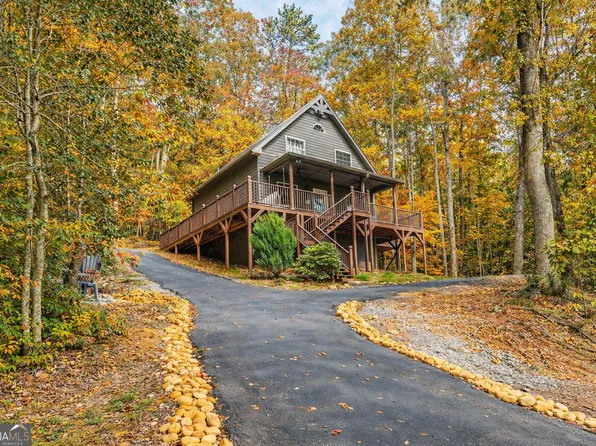 106 Brookwood Ln, Clarkesville, GA 30523