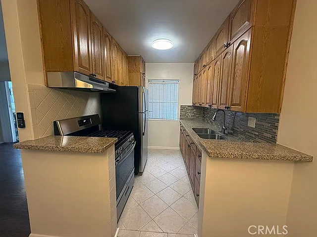 612 N Hayworth Ave #2 — Photo 4