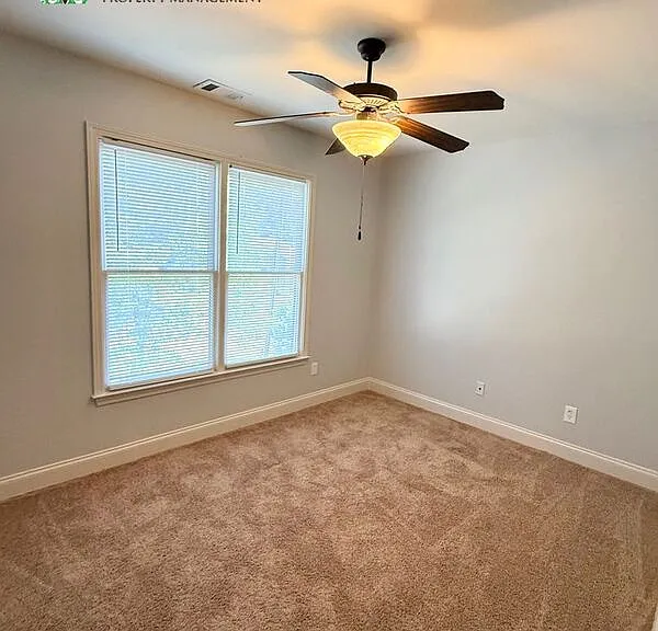 102 Oak Ridge Trl SE — Photo 28