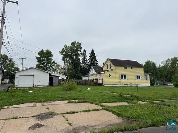 2nd image of 2604 5th Ave W