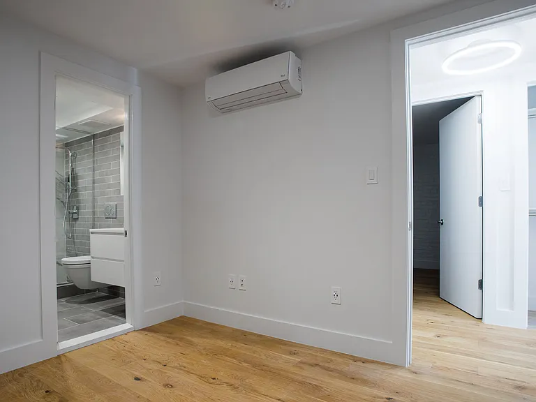 92 Atlantic Ave #6 — Photo 9