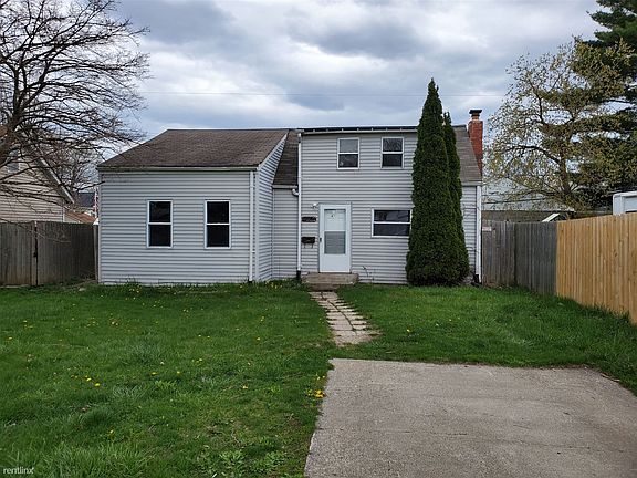 4th image of 25884 Leach St