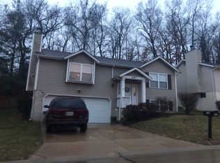 957 Wynstay Cir, Valley Park, MO