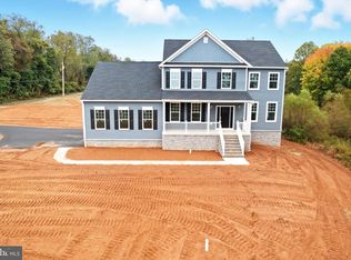 169 Davis Station Rd, Cream Ridge, NJ 08514