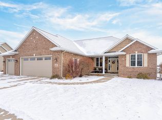 6600 N Kurey Dr, Appleton, WI 54913