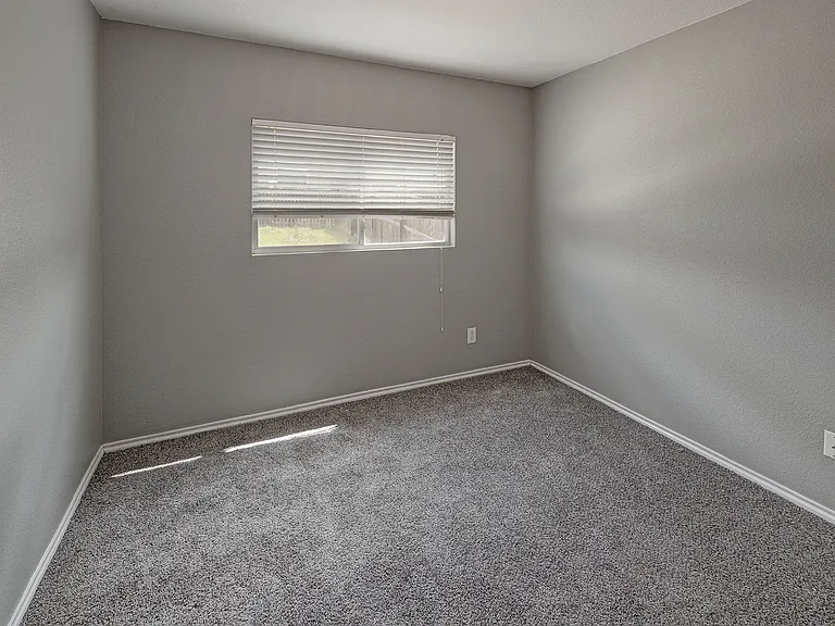 3515 Alamo Greens — Photo 7