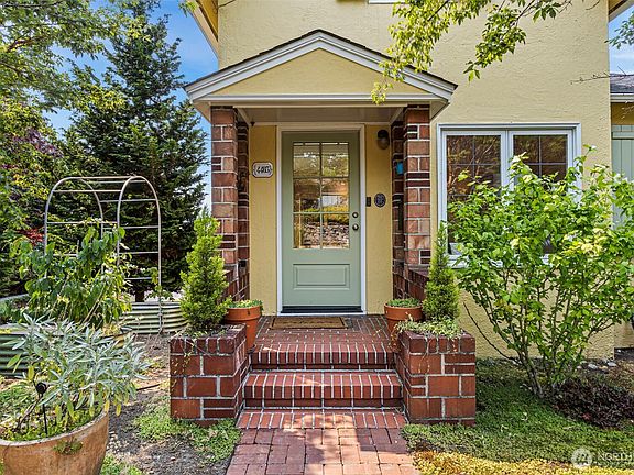 2nd image of 4403 4th Avenue NW