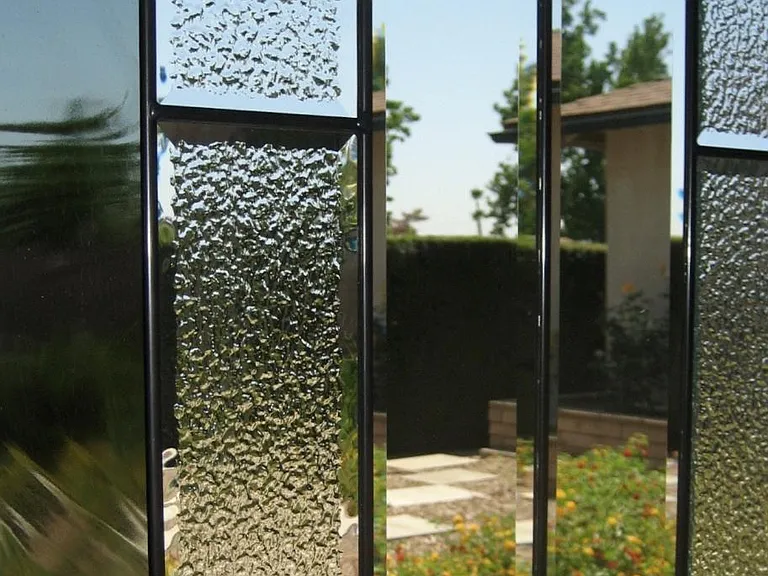 Middle Yard - Through Front Door