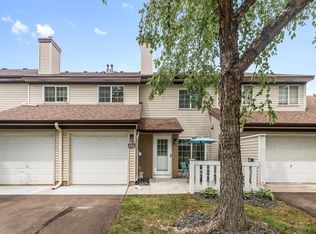 4041 Crystal Cir #95, Shoreview, MN 55126