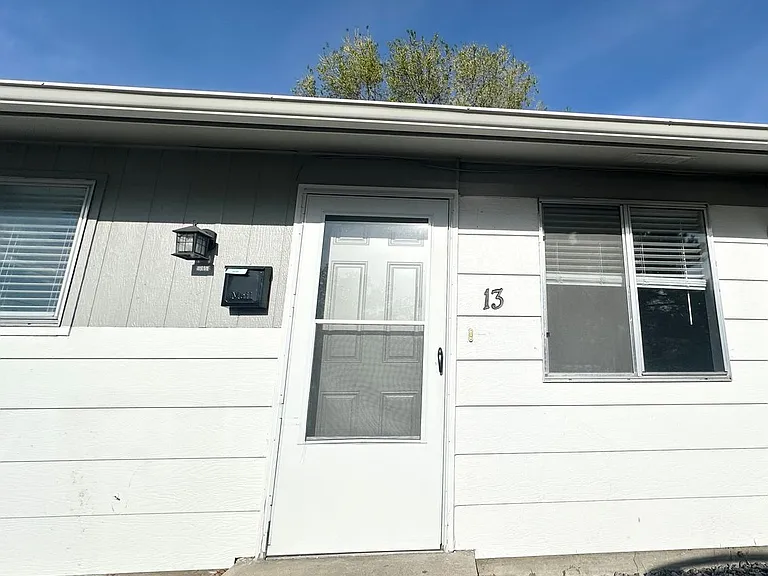 144 Smith Ave #14 — Photo 22