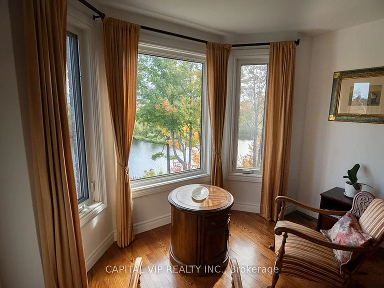 4 Wellsmere Ct — Photo 16