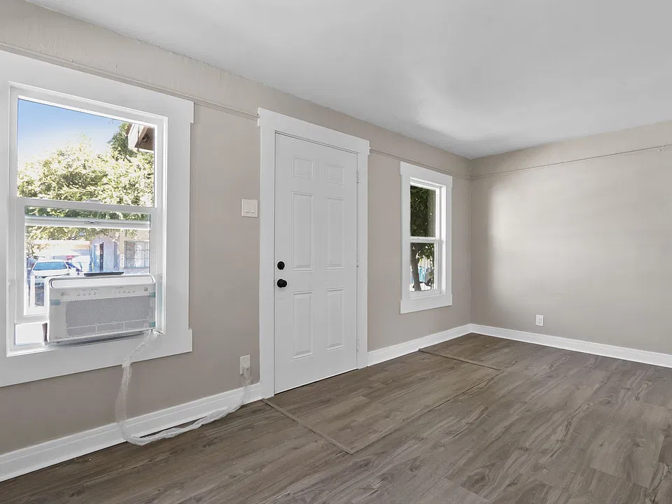 1616 Cherry Lane