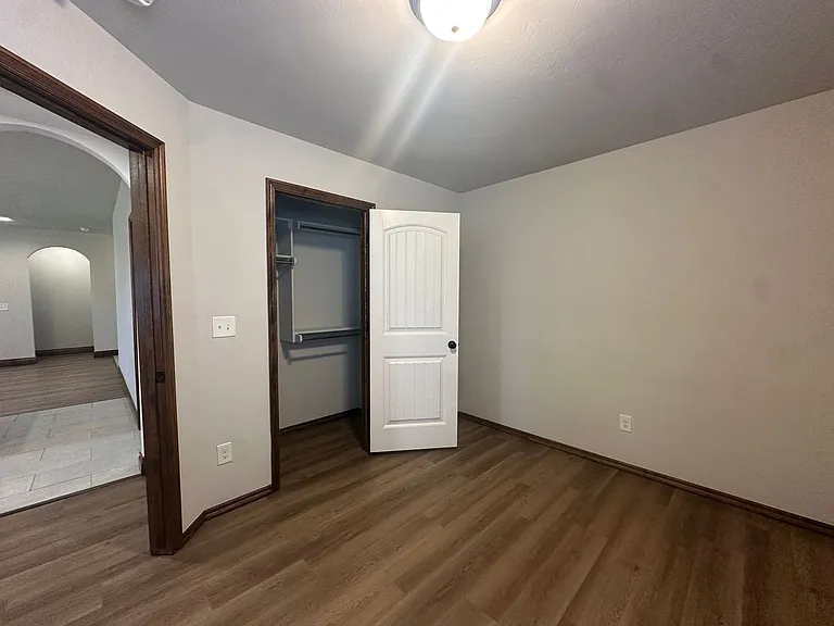 11008 SW 36th St — Photo 44
