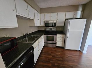 243 S Durkin Dr APT 5, Springfield, IL 62704