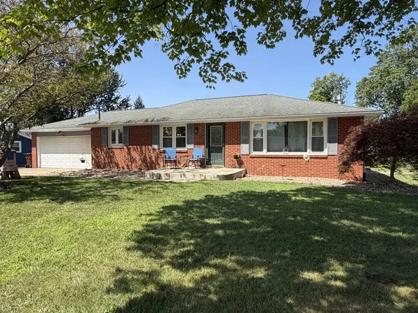 893 Dresden Dr, Mansfield, OH 44905
