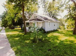 1724 N 56th St, Omaha, NE 68104