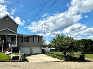 621 Delaware St, Monessen, PA 15062