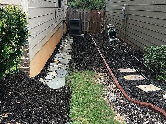 3rd image of 117 River Valley Ln
