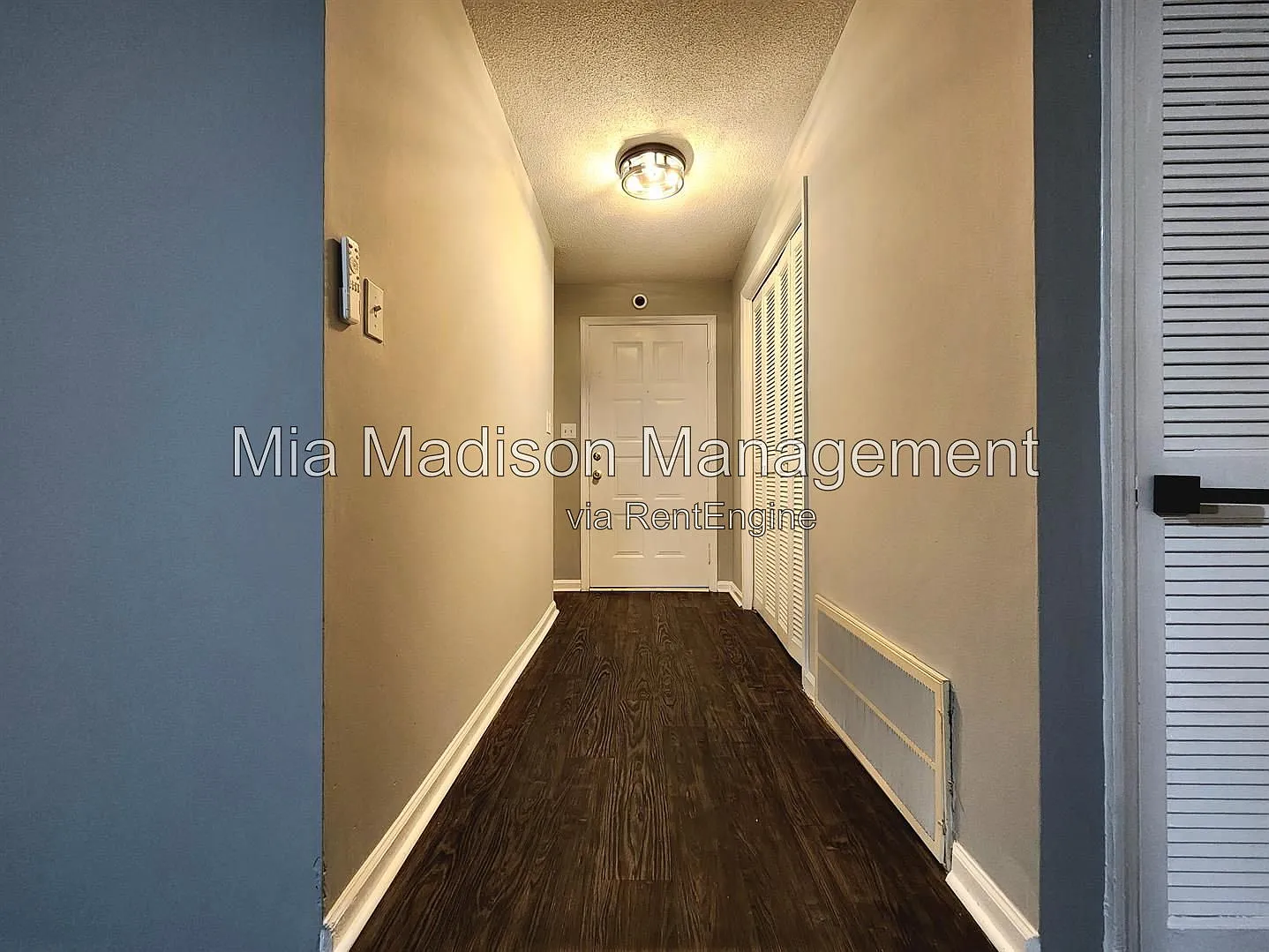 3 bed, 2.0 bath, 1440 sqft, $1,995 — Photo 4