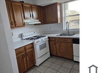 11915 Tarragon Rd #J, Reisterstown, MD 21136