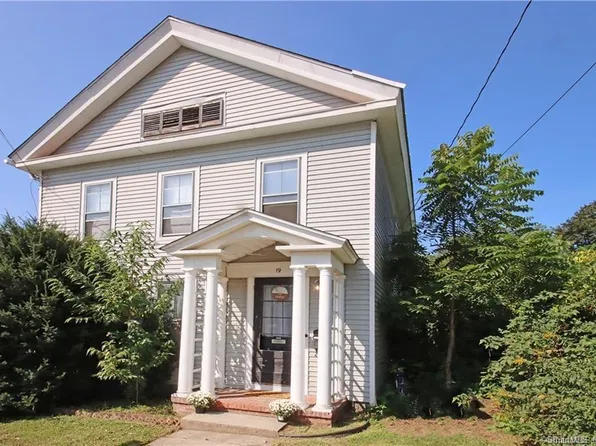 19 Walnut Street, Winchester, CT 06098