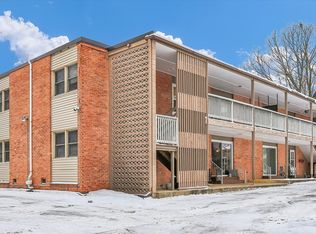 717 S Broadway Ave APT 2, Urbana, IL 61801