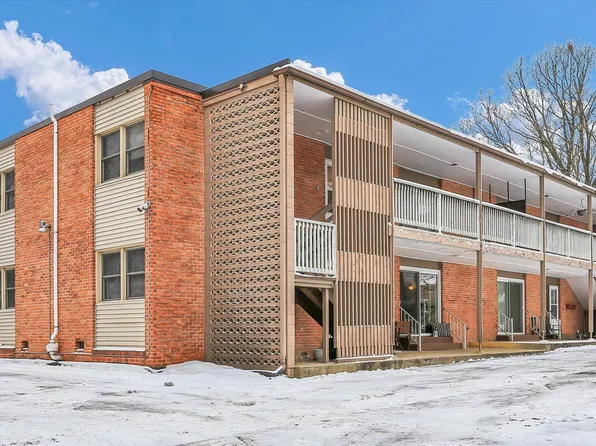 717 S Broadway Ave APT 2, Urbana, IL 61801