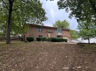 2125 Duffer Ln, Batesville, AR 72501