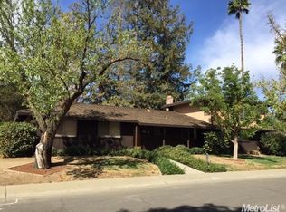 1009 Los Robles St, Davis, CA 95618