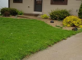 504 Old Indian Trl, Deforest, WI 53532