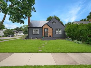 1556 Bertch Ave, Waterloo, IA 50702