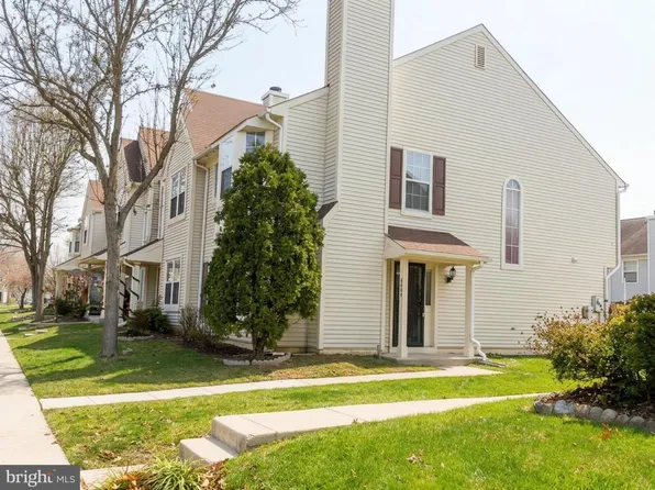 8684 Venoy Ct, Alexandria, VA 22309