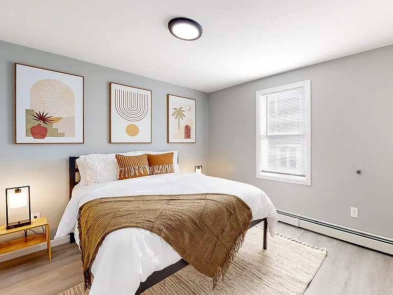 44 Hall St #1 — Photo 11