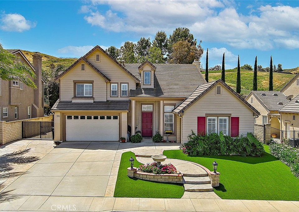 1st image of 2548 Rudolph Dr