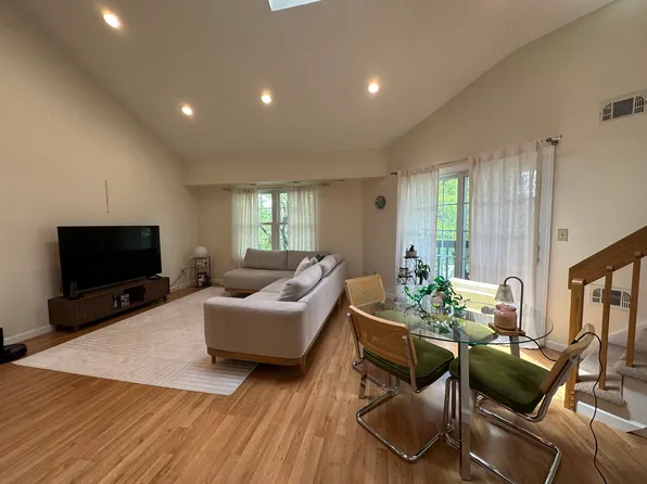 1488 Westgate Dr, Fort Lee, NJ 07024