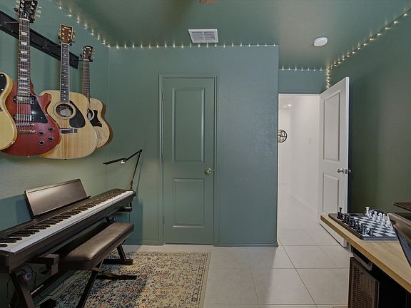 5th image of 8316 Bell Ridge Ln