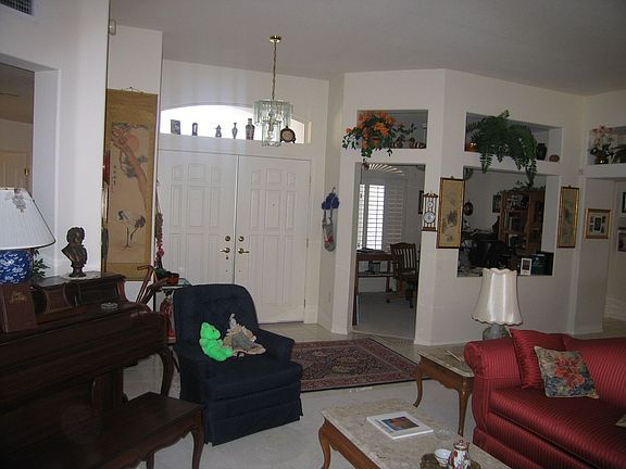 4th image of 14423 W Robertson Dr