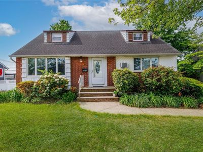 3748 Hunt Road, Wantagh, NY, 11793