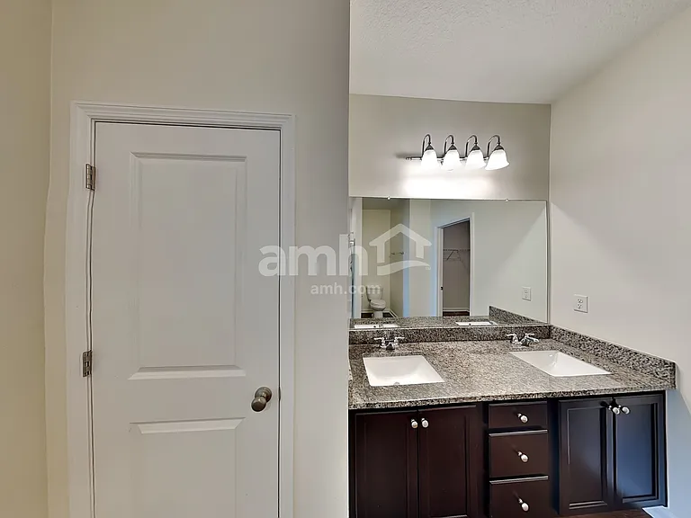 11617 Pace Bend Ct — Photo 10