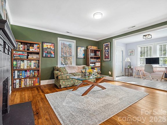 4th image of 3001 Tuckaseegee Rd