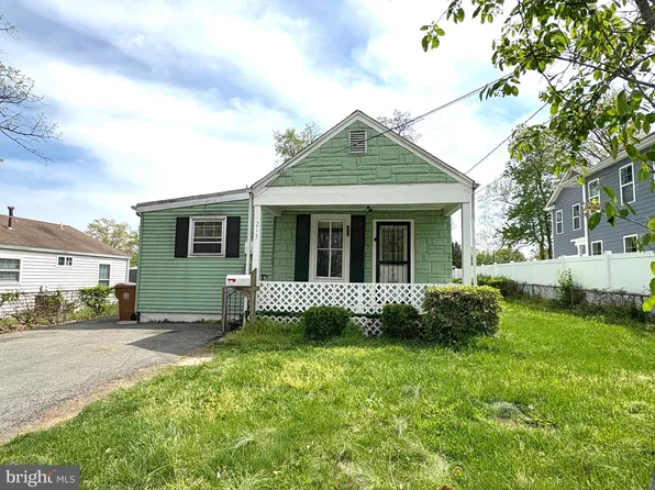 213 Elizabeth Ave, Rockville, MD 20850