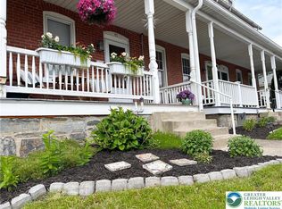 45 Evergreen St, Nazareth, PA 18064