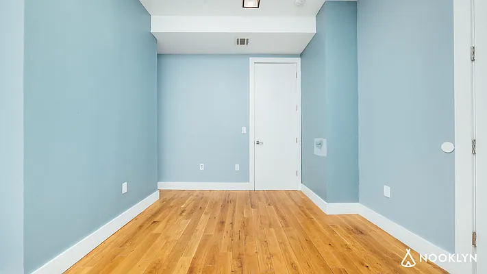 Rented by Nooklyn NYC LLC | media 2