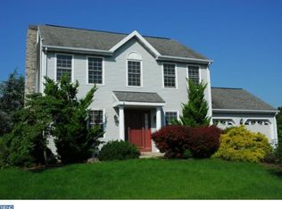 155 Lucinda Ln, Wyomissing, PA 19610