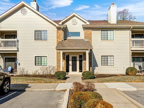 11760 Glenbrook Ct Unit 205, Carmel, IN 46032