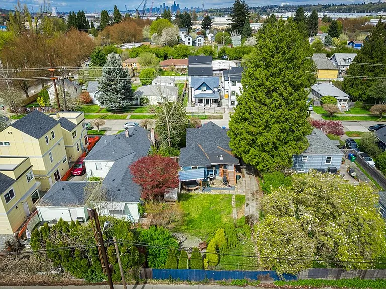 817 S Sullivan St — Photo 21