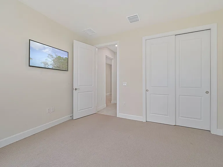10530 Otter Key Ln — Photo 29
