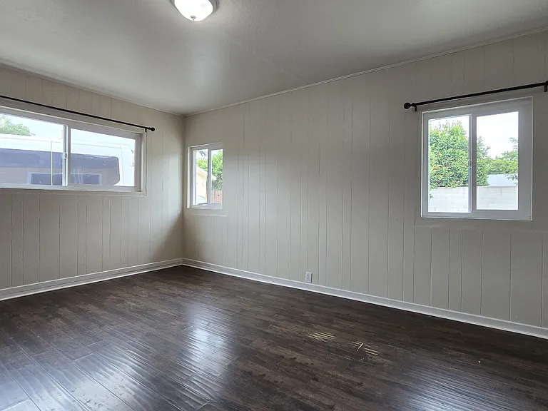 11415 Fairview St — Photo 25