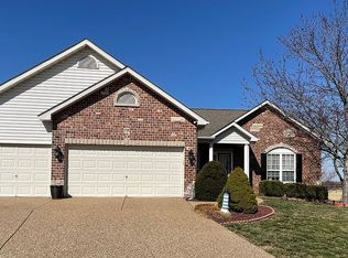 79 Homefield Hills Ct, O'Fallon, MO 63366